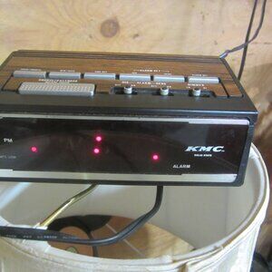 VTG KMC DIGITAL ALARM CLOCK KMC 907A